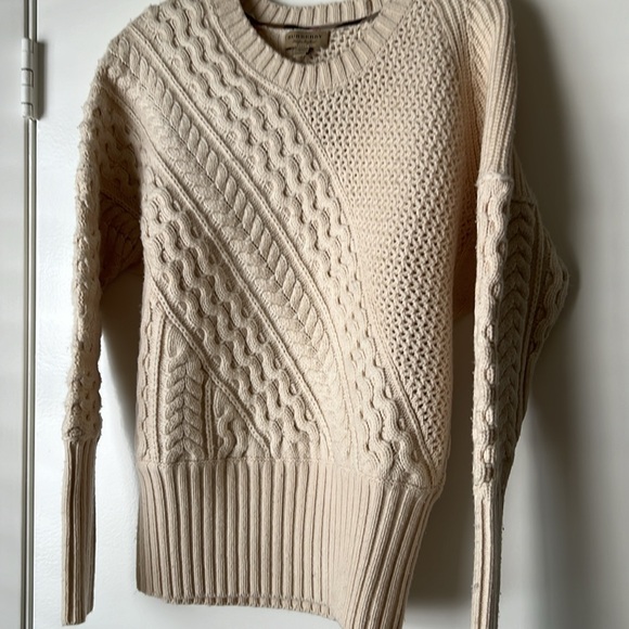 BURBERRY ♥️ Cable knit wool and cashmere sweater Sz S/P - Picture 4 of 14